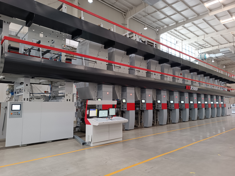 MK R100F  12色組塑料凹印機
最高速度400m/min，最薄PET膜12μm